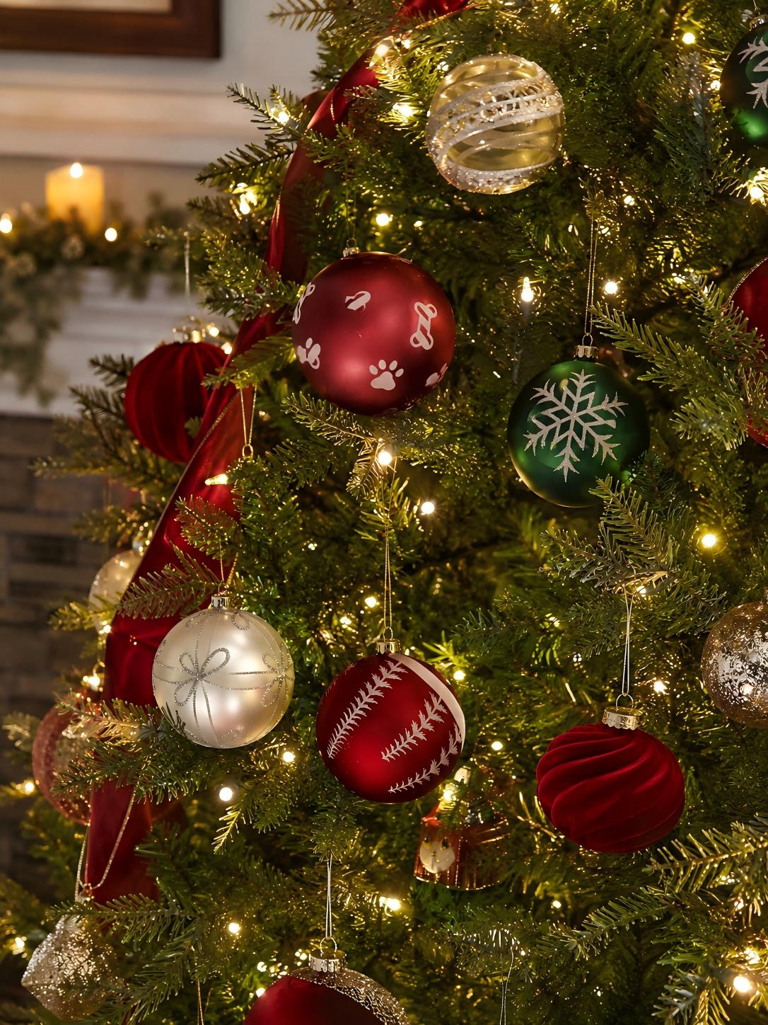 Christmas tree decorated with wholesale ornament programs in retail presentation